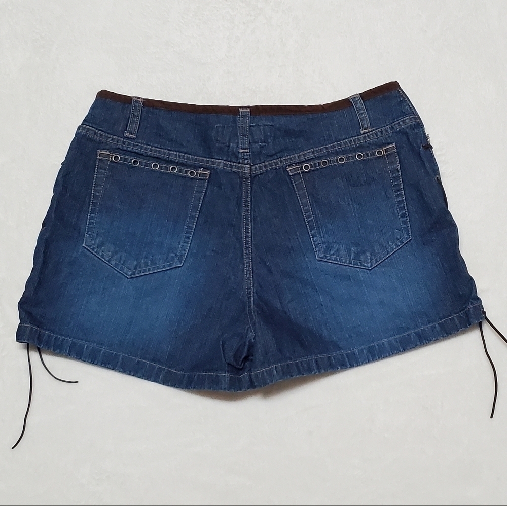 Route 66 Vintage 90s Dark Wash Low Rise Side Lace-up Faux Leather Booty Shorts - Picture 7 of 10
